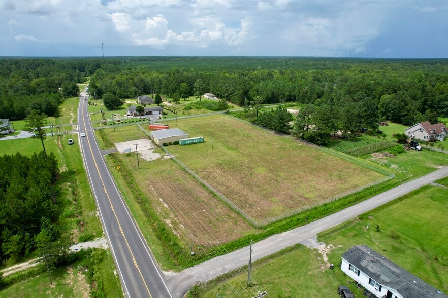 More Photos Of 7914 Browns Ferry Rd, Georgetown Light Distribution For Sale