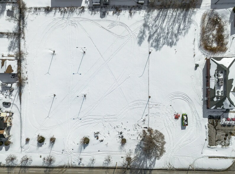 More Photos Of 6014-6015 E 10 Mile Rd, Warren Specialty For Sale