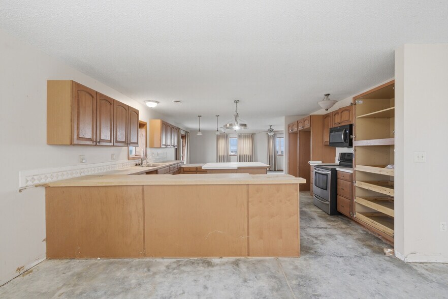 More Photos Of 10465 Elizas Rd, Saint George Horse Stables For Sale