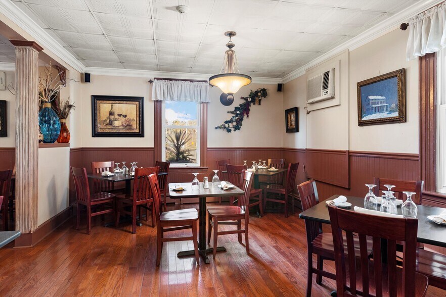 More Photos Of 245 Durham Rd, Ottsville Restaurant For Sale