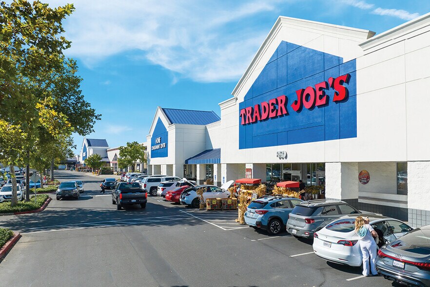 More Photos Of 850 E Bidwell St, Folsom General Retail For Sale