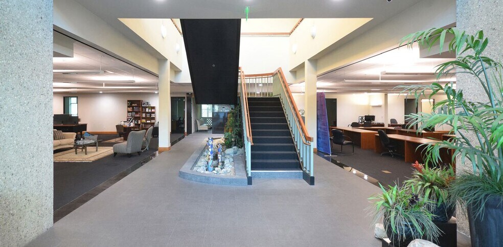 More Photos Of 949 E 2nd St, Los Angeles Office For Sale