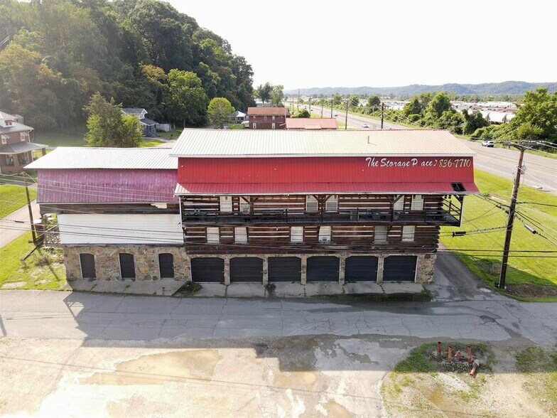 More Photos Of 1311 Meade St, Flatwoods Storefront Retail Office For Sale