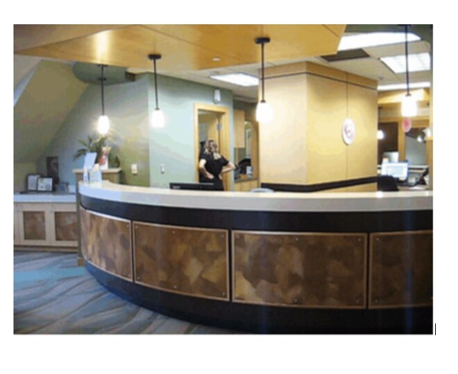 More Photos Of 35046 Woodward Ave, Birmingham Medical For Lease