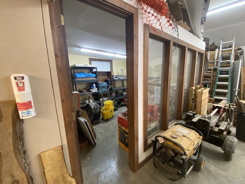More Photos Of 7432 Highway 90, Longs Warehouse For Sale