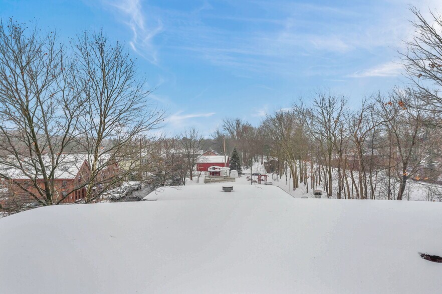 More Photos Of 47 Elm St, East Aurora Service For Sale