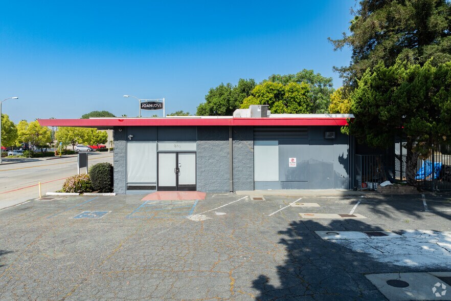 More Photos Of 401-405 W Foothill Blvd, Monrovia Freestanding For Lease