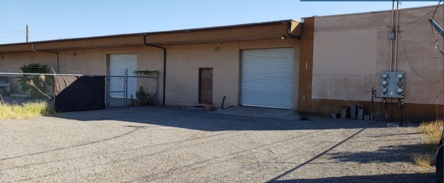 More Photos Of 220 E 27th St, Tucson Light Manufacturing For Lease