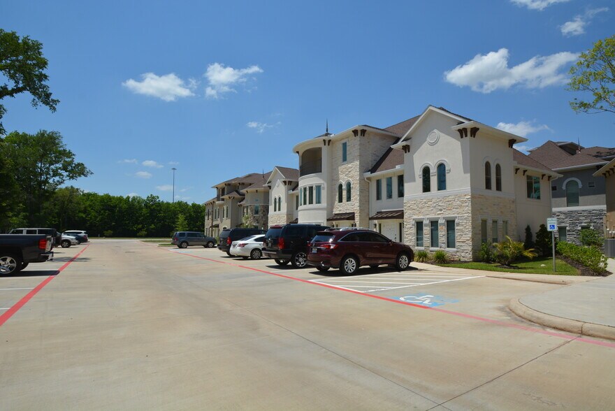 Primary Photo Of 6542 Greatwood Pky, Sugar Land Medical For Lease