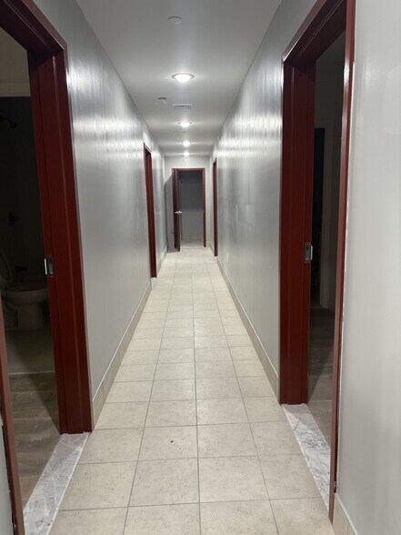 More Photos Of 722 Saint Lawrence Ave, Bronx Apartments For Sale