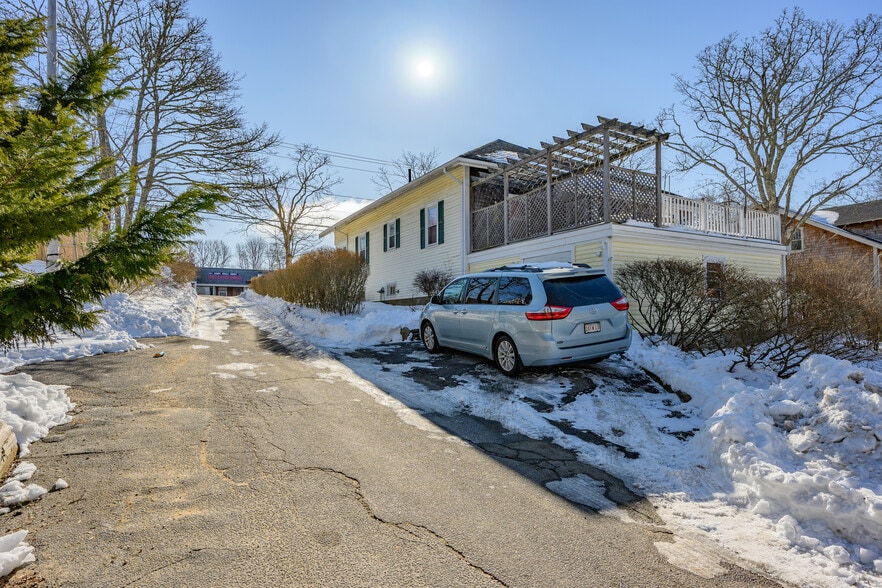 More Photos Of 88, 86A, & 86B MA-6A, Orleans Apartments For Sale