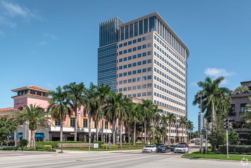 525 Okeechobee Blvd, West Palm Beach, FL 33401 Office For Lease