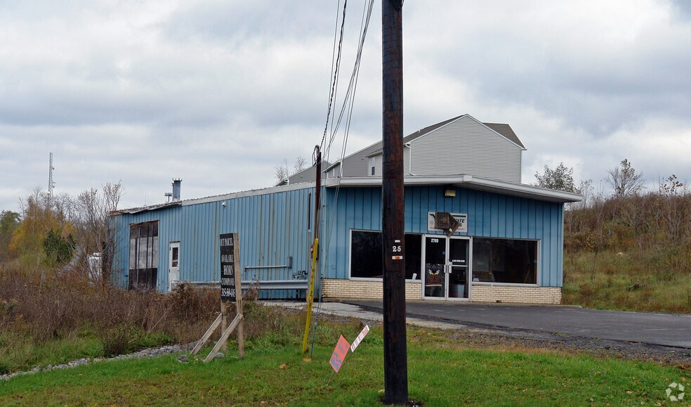 More Photos Of 2789 Cold Springs Rd, Baldwinsville Freestanding For Sale
