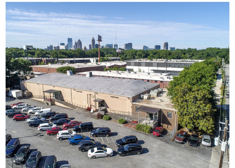 More Photos Of 181 Armour Dr NE, Atlanta Showroom For Sale