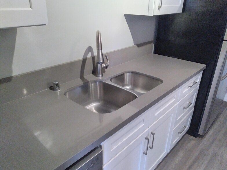 More Photos Of 907-909 Glendale Blvd, Los Angeles Apartments For Sale