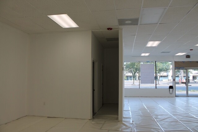 More Photos Of 6133 Jericho Tpke, Commack Storefront For Lease