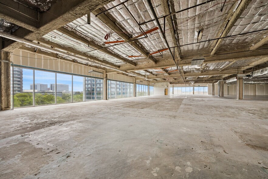 More Photos Of 580 Westlake Park Blvd, Houston Unknown For Lease