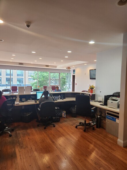 More Photos Of 1530 Bedford Ave, Brooklyn Medical For Lease