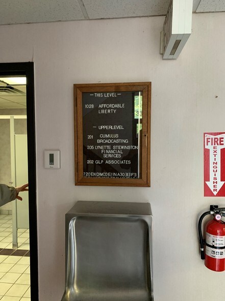 More Photos Of 3375 Merriam St, Muskegon Office For Lease