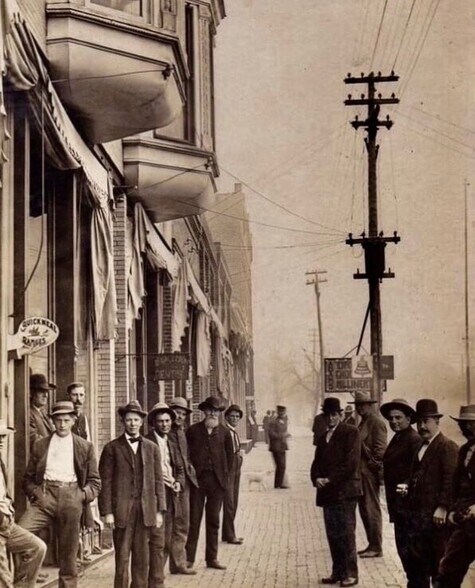 More Photos Of 206 S Main St, Stella Storefront Retail Office For Sale