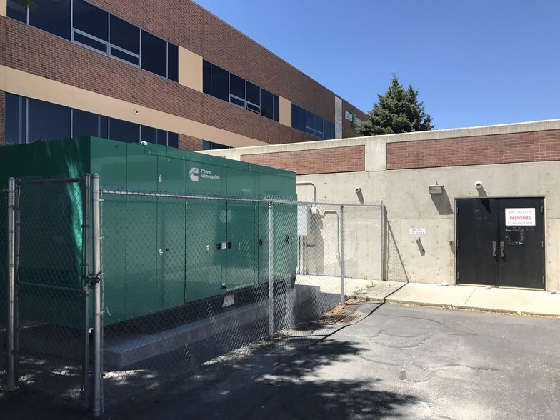 More Photos Of 852 Arrowhead Ln, Salt Lake City Office For Sale