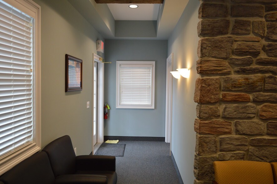 More Photos Of 66 N Main St, Sellersville Medical For Sale