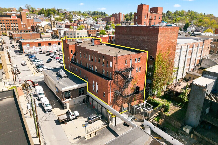 More Photos Of 160 Fayette St, Morgantown Apartments For Sale