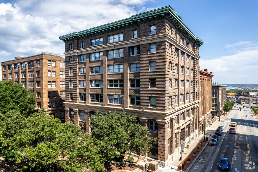 More Photos Of 408 W 8th St, Kansas City Office Residential For Sale