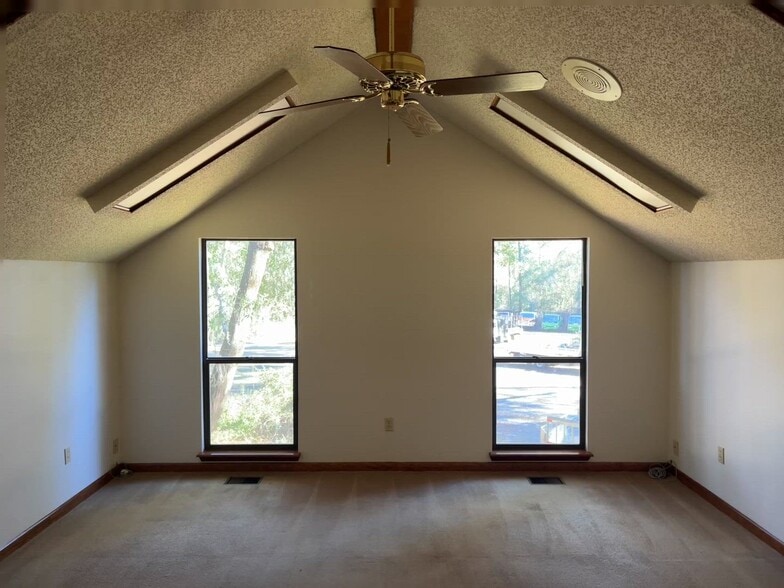 More Photos Of 2809 Blanding Blvd, Middleburg Office For Sale