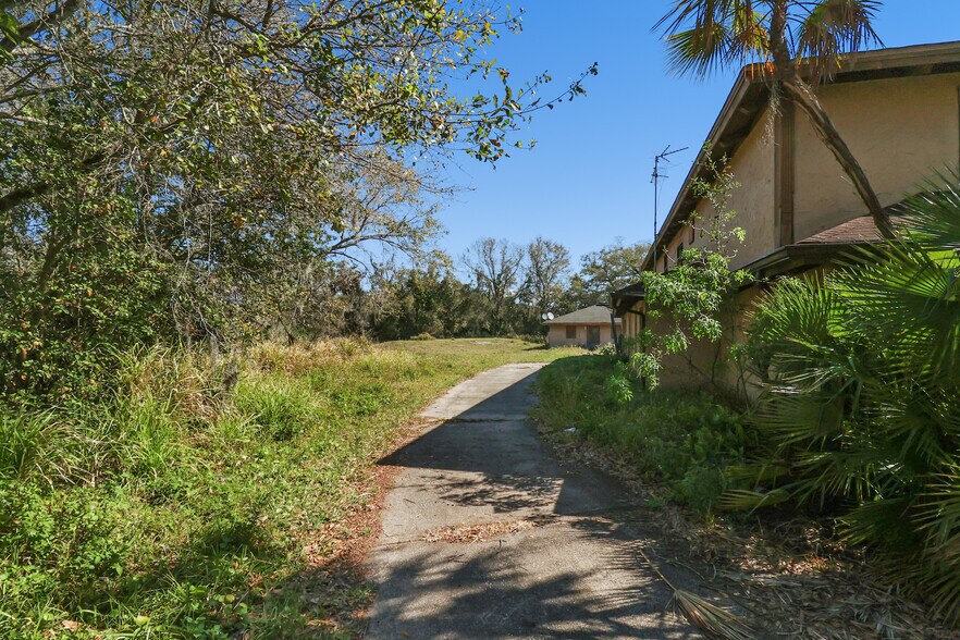 More Photos Of 741 N Combee Rd, Lakeland Rehabilitation Center For Sale