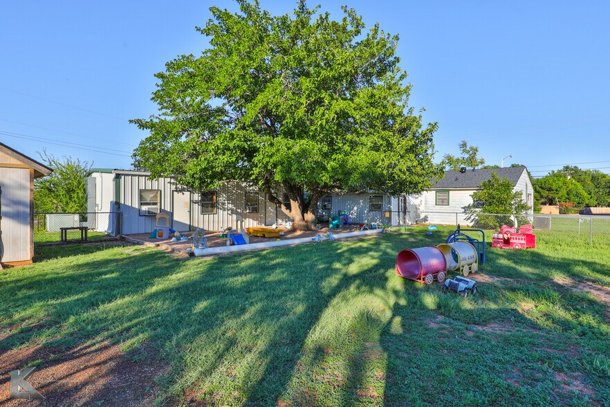 More Photos Of 6000 Buffalo Gap Rd, Abilene Daycare Center For Sale