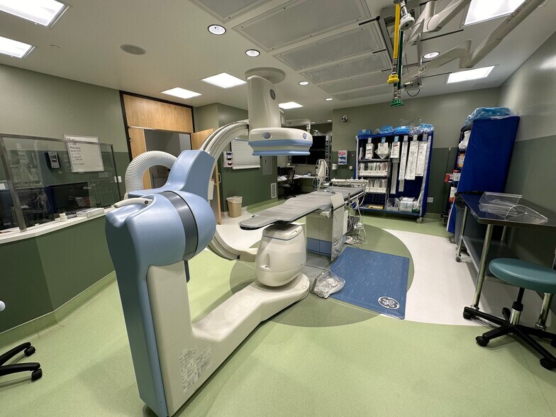 More Photos Of 77 S Dobson Rd, Chandler Medical For Sale