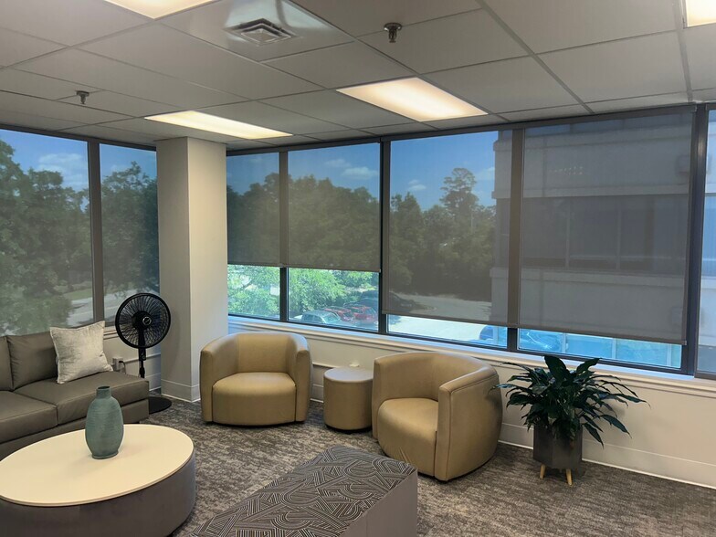 More Photos Of 1203 Governors Square Blvd, Tallahassee Office For Lease