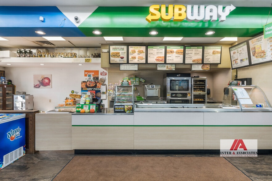 More Photos Of 6618 Wofford Blvd, Wofford Heights Service Station For Sale
