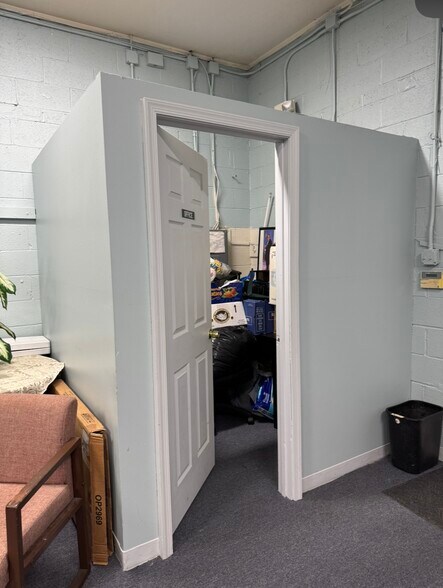 More Photos Of 5609 Old Branch Ave, Camp Springs Religious Facility For Lease