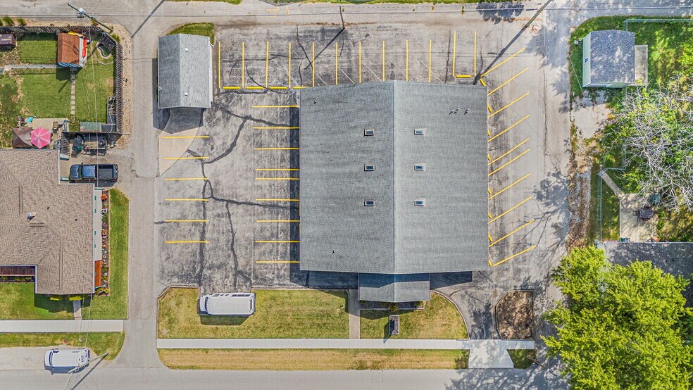 More Photos Of 1301 S Meridian St, Lebanon Religious Facility For Sale