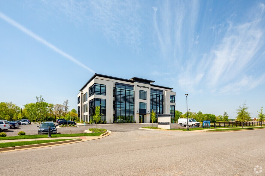 More Photos Of 536 Hub, Bowling Green Office For Lease
