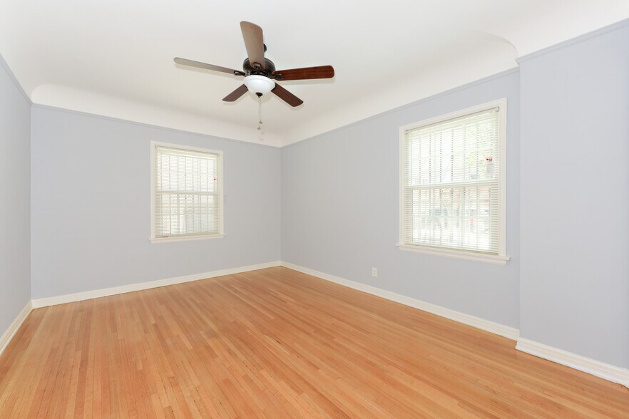 More Photos Of 1186 N New Hampshire Ave, Los Angeles Apartments For Sale