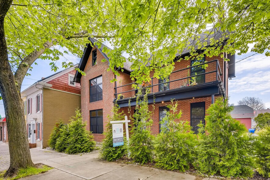 Primary Photo Of 289 E Main St, Westminster Office Residential For Lease