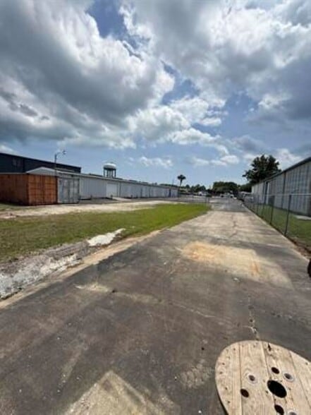 More Photos Of 807 Seaboard St, Myrtle Beach Industrial For Lease