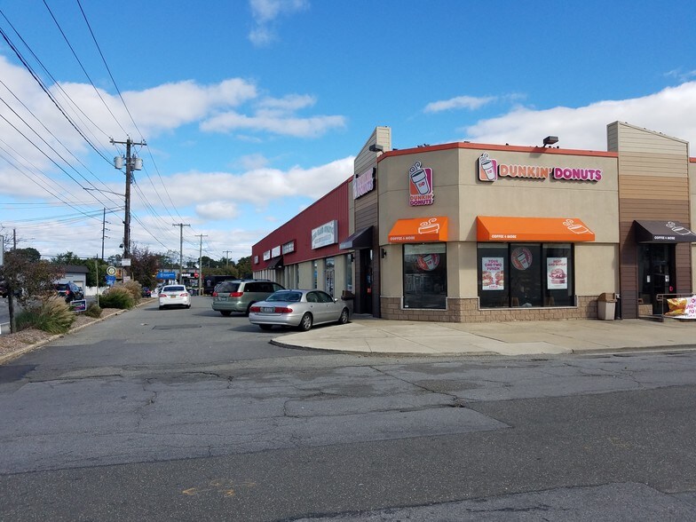 More Photos Of 34 Hempstead Tpke, Farmingdale General Retail For Sale