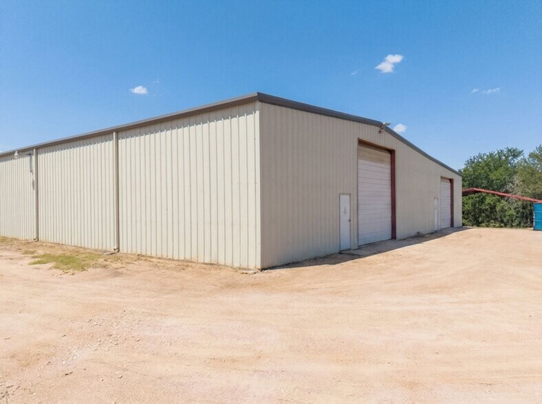 More Photos Of 20300 FM 963, Lampasas Manufacturing For Sale