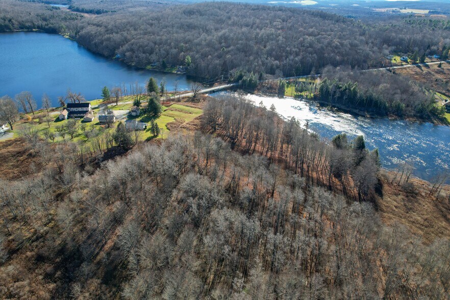 More Photos Of 263 Como Rd, Lake Como Specialty For Sale