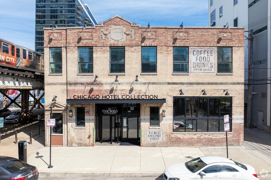 More Photos Of 312 W Chestnut St, Chicago Hotel For Lease
