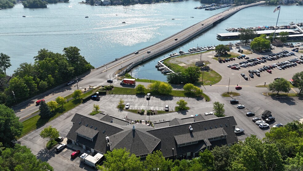 More Photos Of 11693 Fall Creek Rd, Indianapolis Unknown For Lease