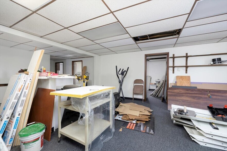 More Photos Of 932 French Rd, Cheektowaga Office For Sale
