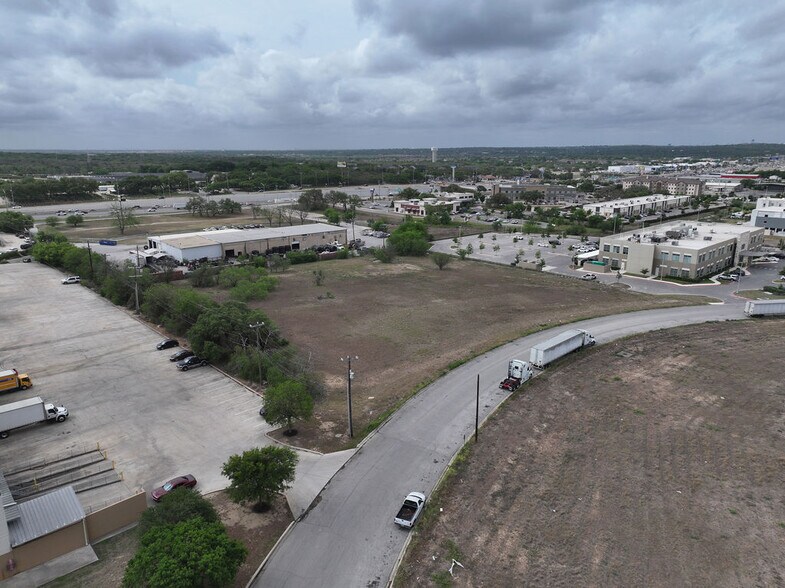 More Photos Of Verde Parkway, Schertz Land For Sale