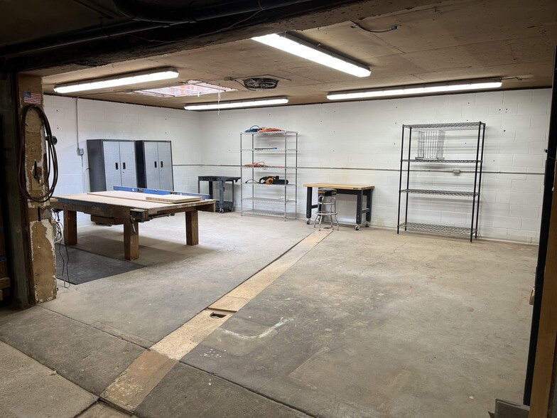 More Photos Of 6628 Telegraph Ave, Oakland General Retail For Sale