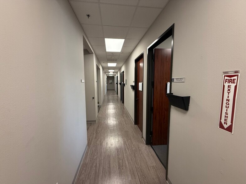 More Photos Of , Houston Office For Sale