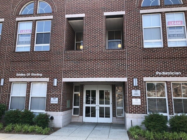 More Photos Of 21155 Whitfield Pl, Sterling Office For Sale